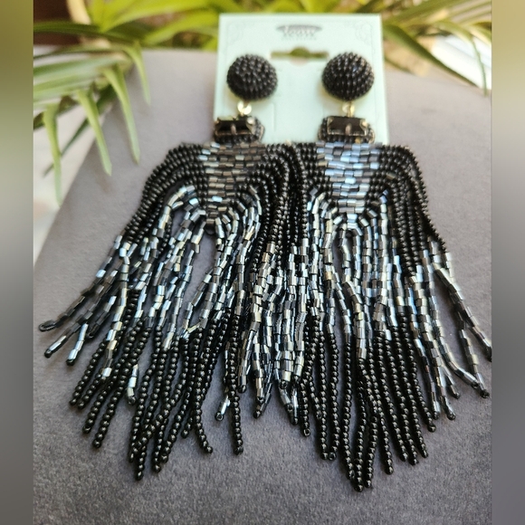 Sold!!! Beautiful Black and Silver Beaded Tassel Earrings - Picture 3 of 16